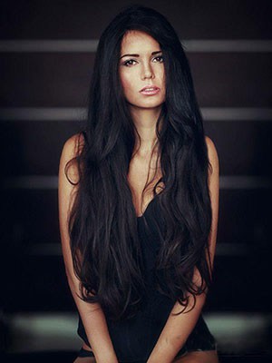 Wellig Echthaar Spitzefront Perücke