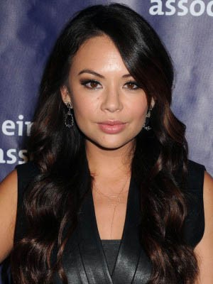 Populäre Wellig Spitzefront Heizbeständige Synthetik Perücke