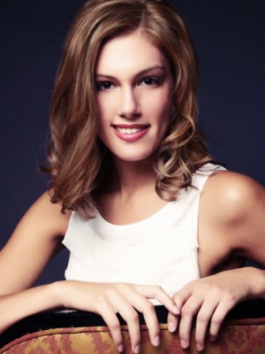 Ausdurckvolle Spitzefront Wellig Echthaar Perücke