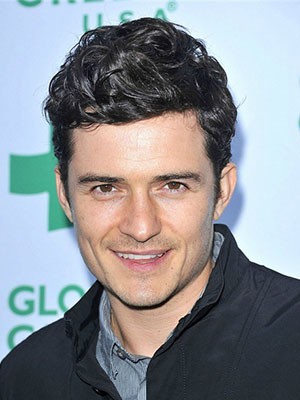 Wunderschöne Wellig Vollspitze Kunsthaar Perücke