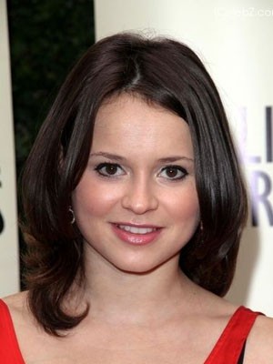 Attraktive Wellig Spitzefront Kunsthaar Perücke